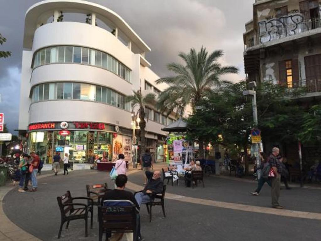 Charming 2Bd Apt W/ Balcony By Sea N' Rent Tel-Aviv Extérieur photo